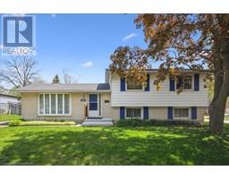148 PEPPERWOOD Crescent, Kitchener, Ontario