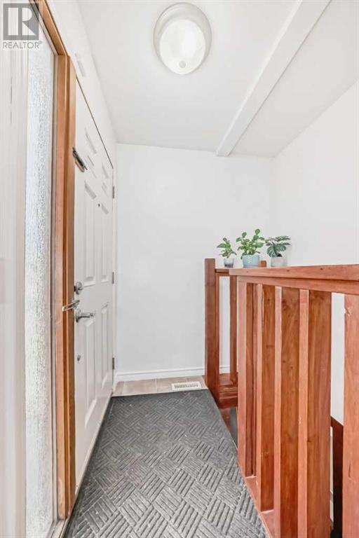 Property at 83 Whitworth Way NE image 3