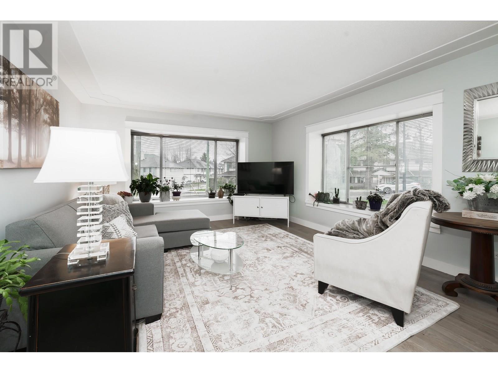 Property at 11943 232 STREET image 3