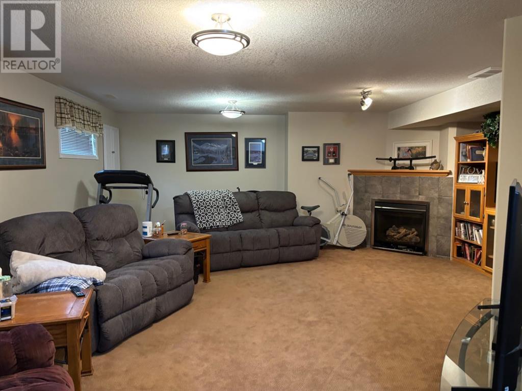 10 Centennial Place, Magrath, Alberta  T0K 1J0 - Photo 22 - A2215674
