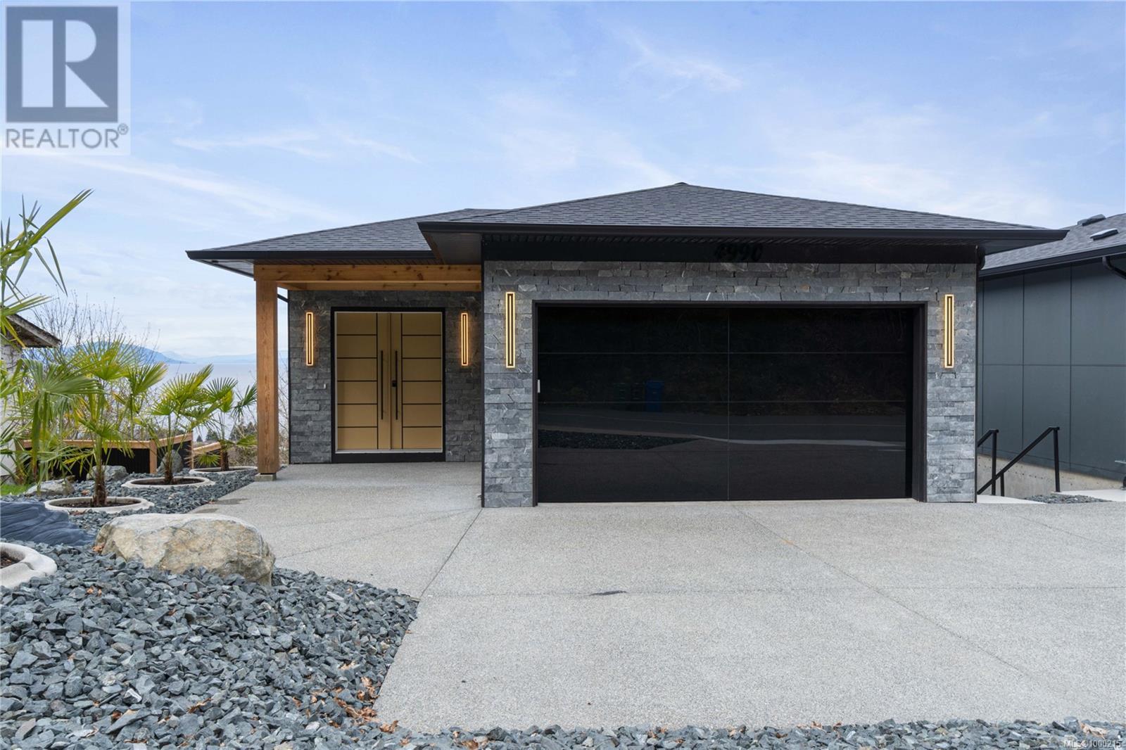 Property at 4990 Laguna Way image 1