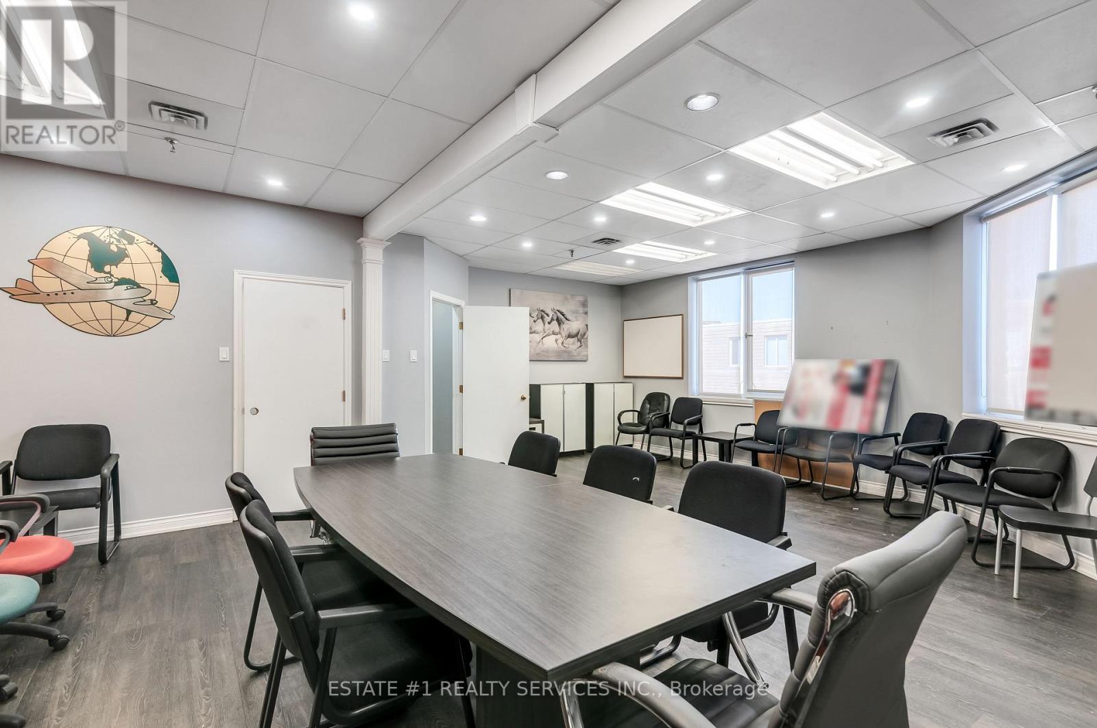 211 - 2359 Royal Windsor Drive, Mississauga, Ontario  L5J 4S9 - Photo 14 - W12085371