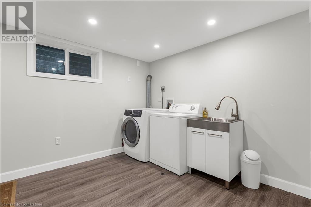 14 Carousel Avenue, Hamilton, Ontario  L9A 4L5 - Photo 23 - 40729088