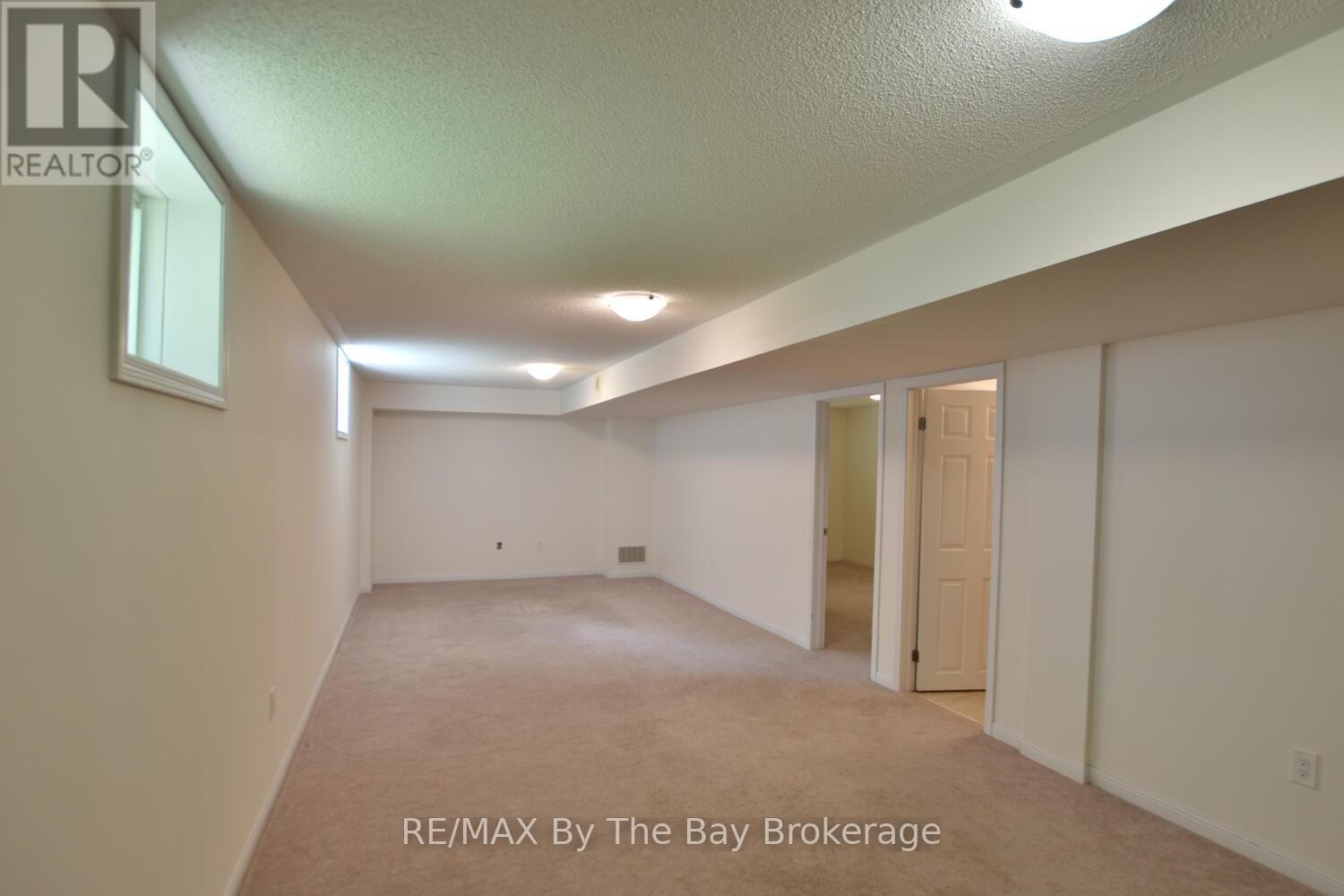 13 Berkshire Avenue, Wasaga Beach, Ontario  L9Z 0G3 - Photo 42 - S12161372