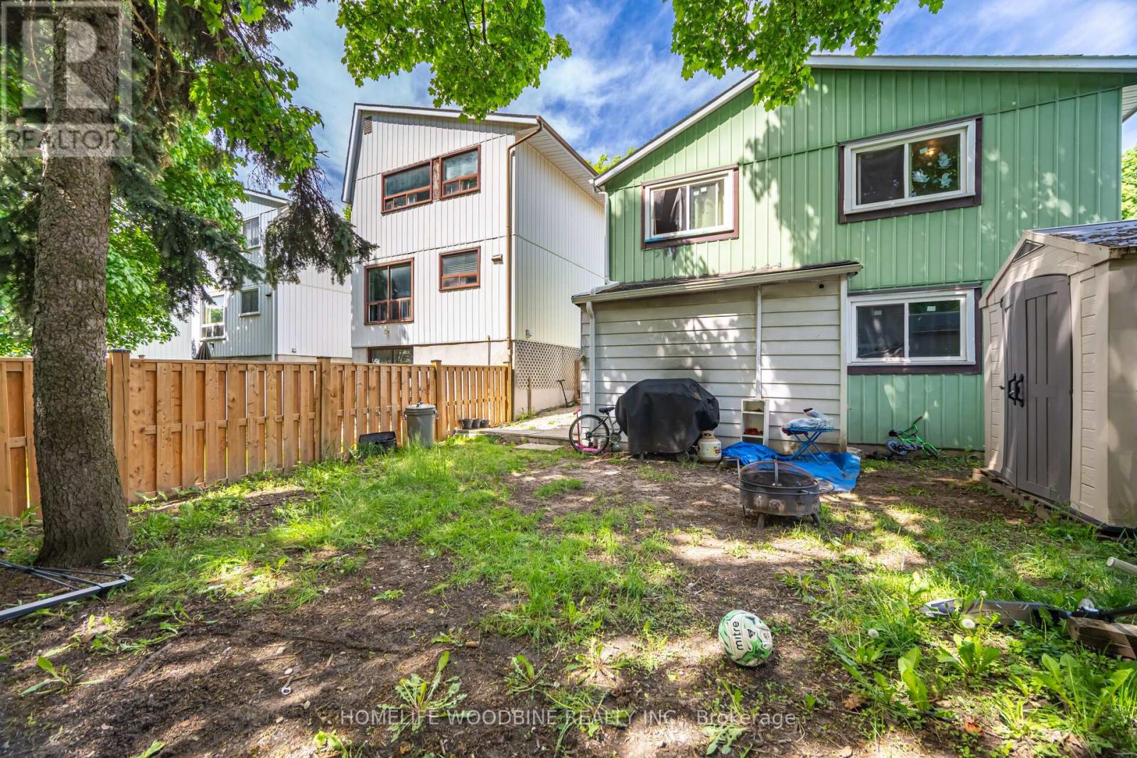 11 Helena Court, Brampton, Ontario  L6S 2N4 - Photo 37 - W12104131
