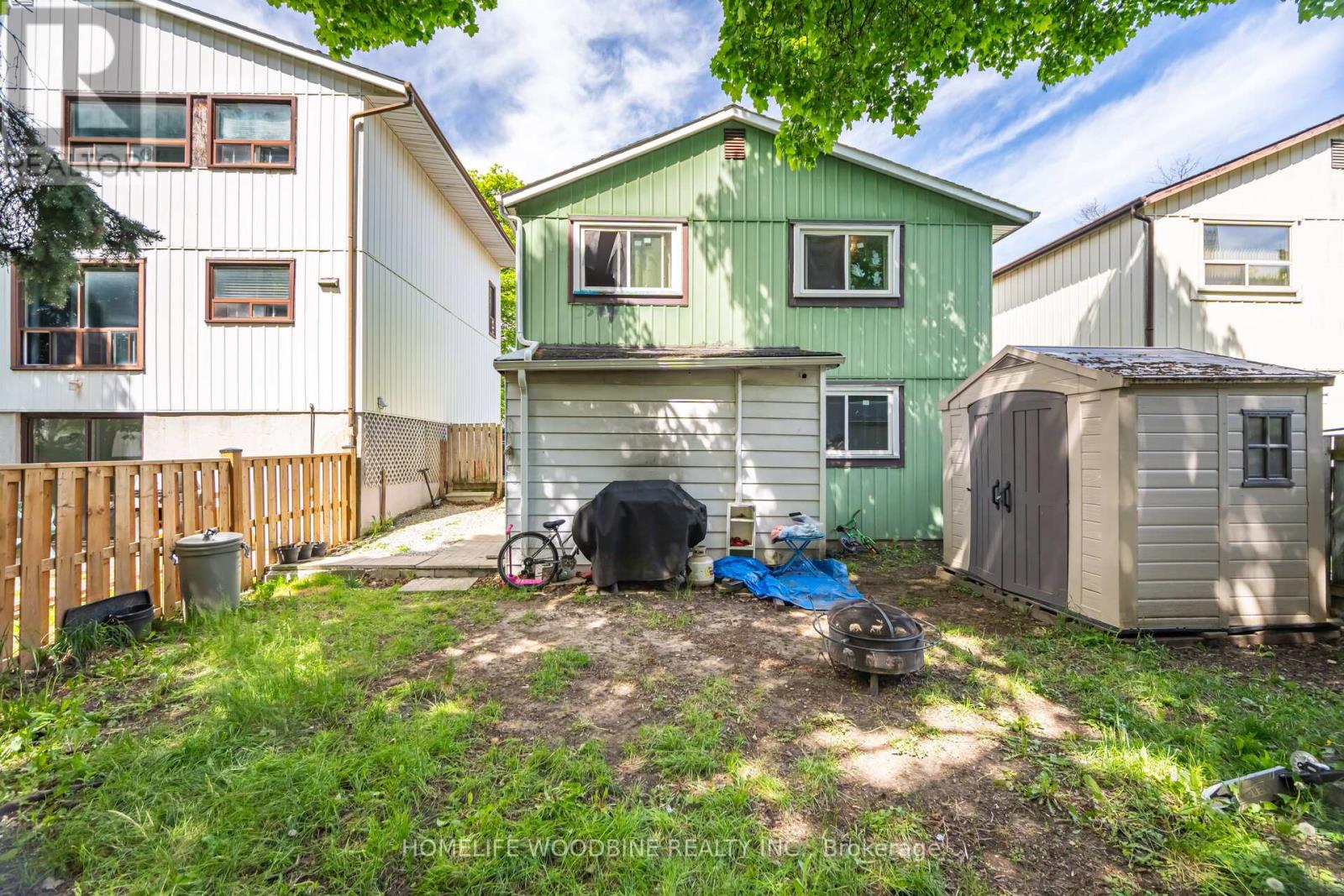 11 Helena Court, Brampton, Ontario  L6S 2N4 - Photo 39 - W12104131