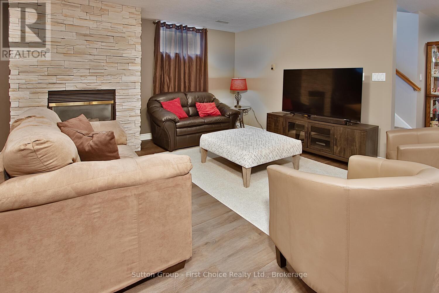 595 Hibernia Street, Stratford, Ontario  N5A 7R6 - Photo 27 - X12161383