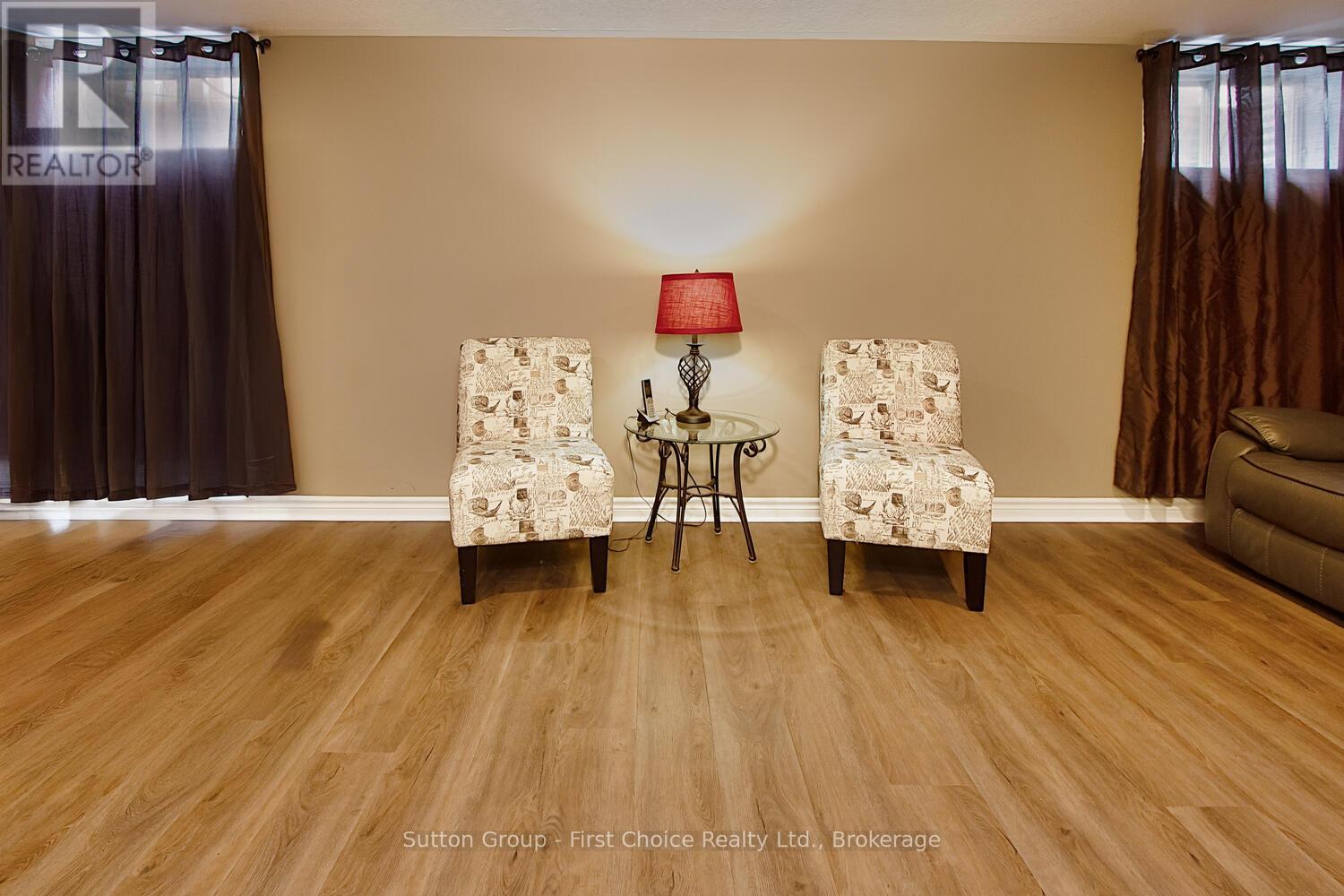 595 Hibernia Street, Stratford, Ontario  N5A 7R6 - Photo 32 - X12161383