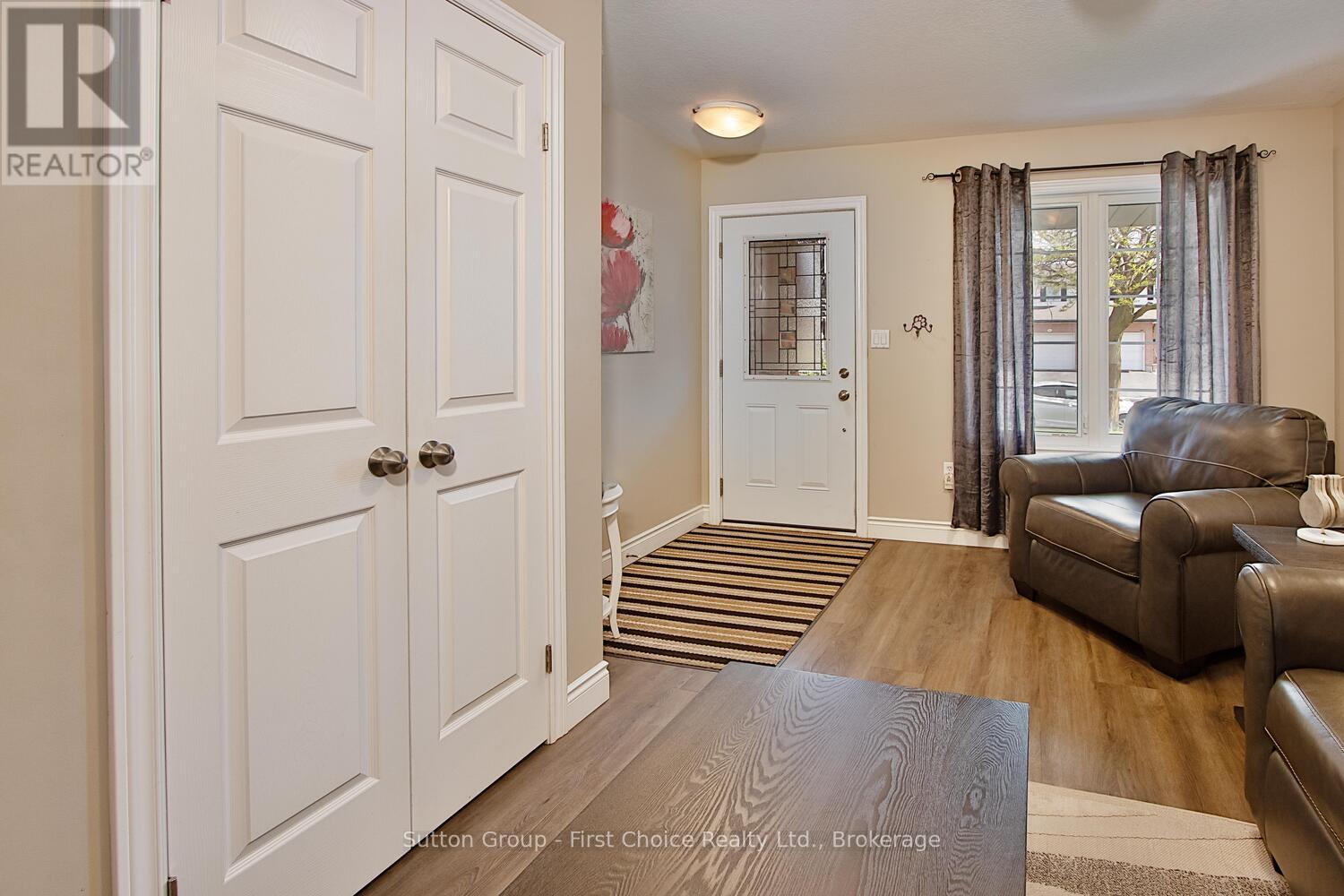 595 Hibernia Street, Stratford, Ontario  N5A 7R6 - Photo 8 - X12161383