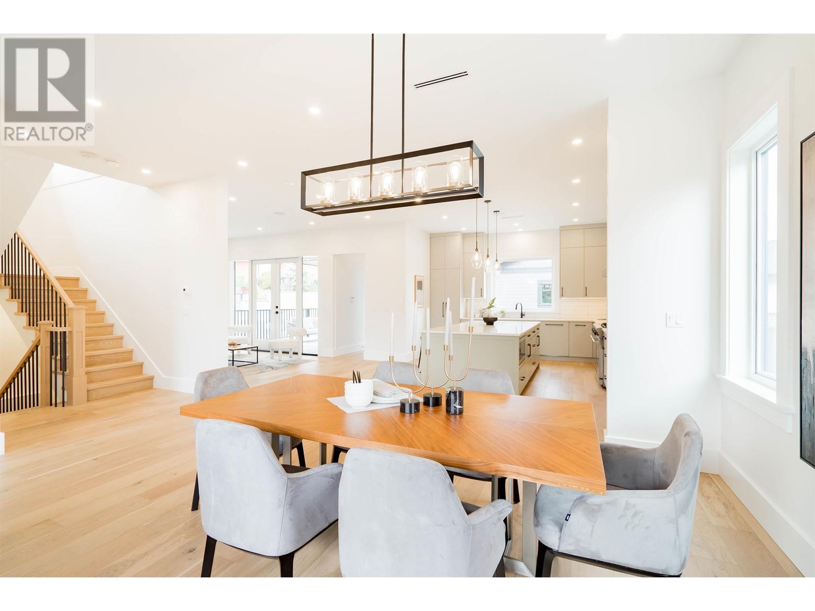 437 Elmer Street, New Westminster, British Columbia  V3L 4M6 - Photo 9 - R2983809