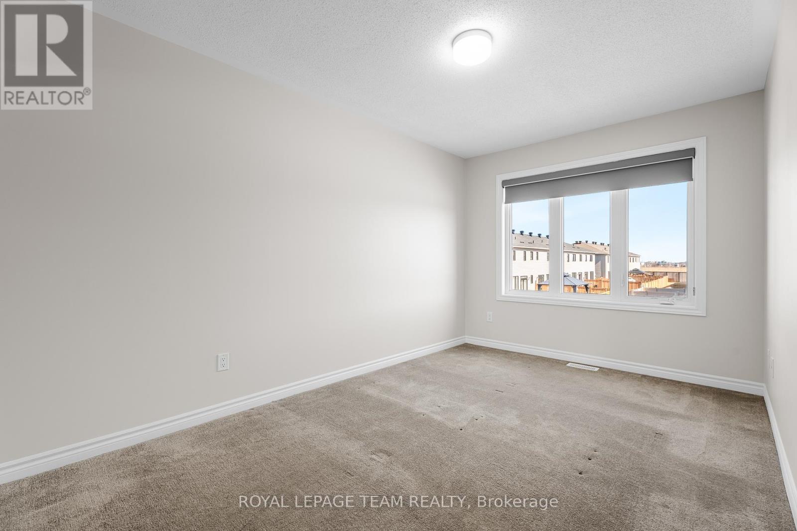 13 Bermondsey Way, Ottawa, Ontario  K2S 2Y7 - Photo 21 - X12161347