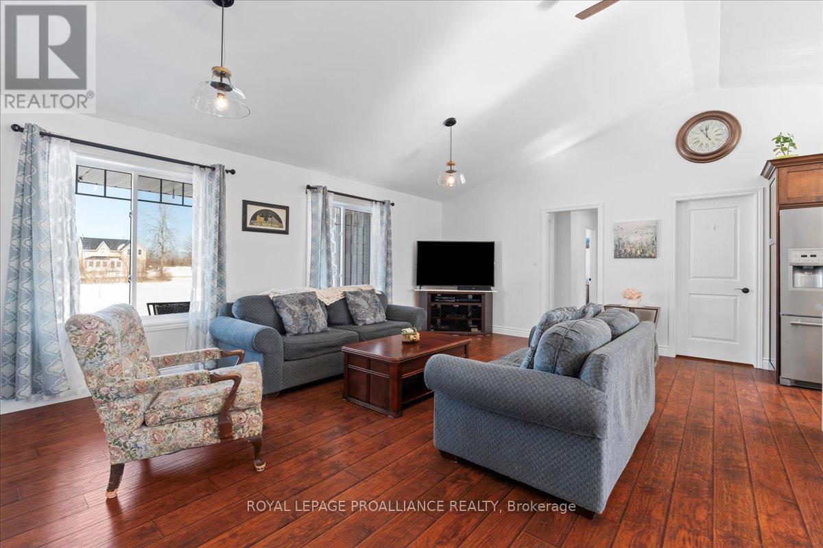 1602 Casey Road, Belleville, Ontario  K8N 4Z6 - Photo 10 - X11993271