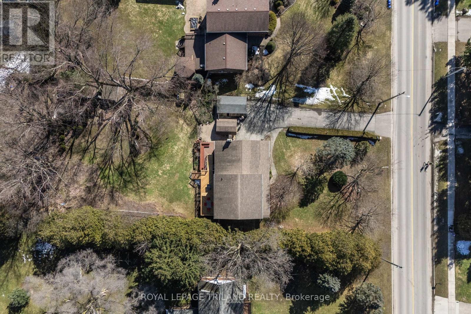 10280 Talbotville Gore Road, Southwold (Talbotville), Ontario  N5P 3T2 - Photo 34 - X12151708