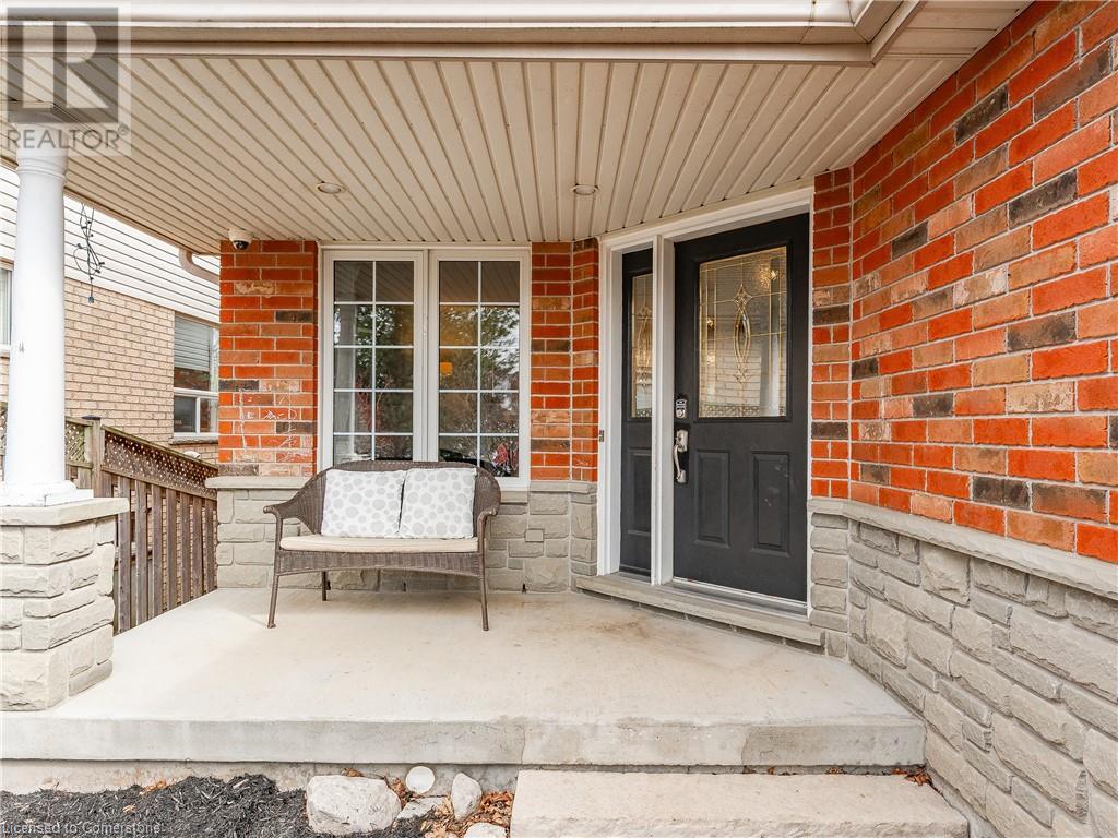 Property at 3 GIBBS Crescent image 2