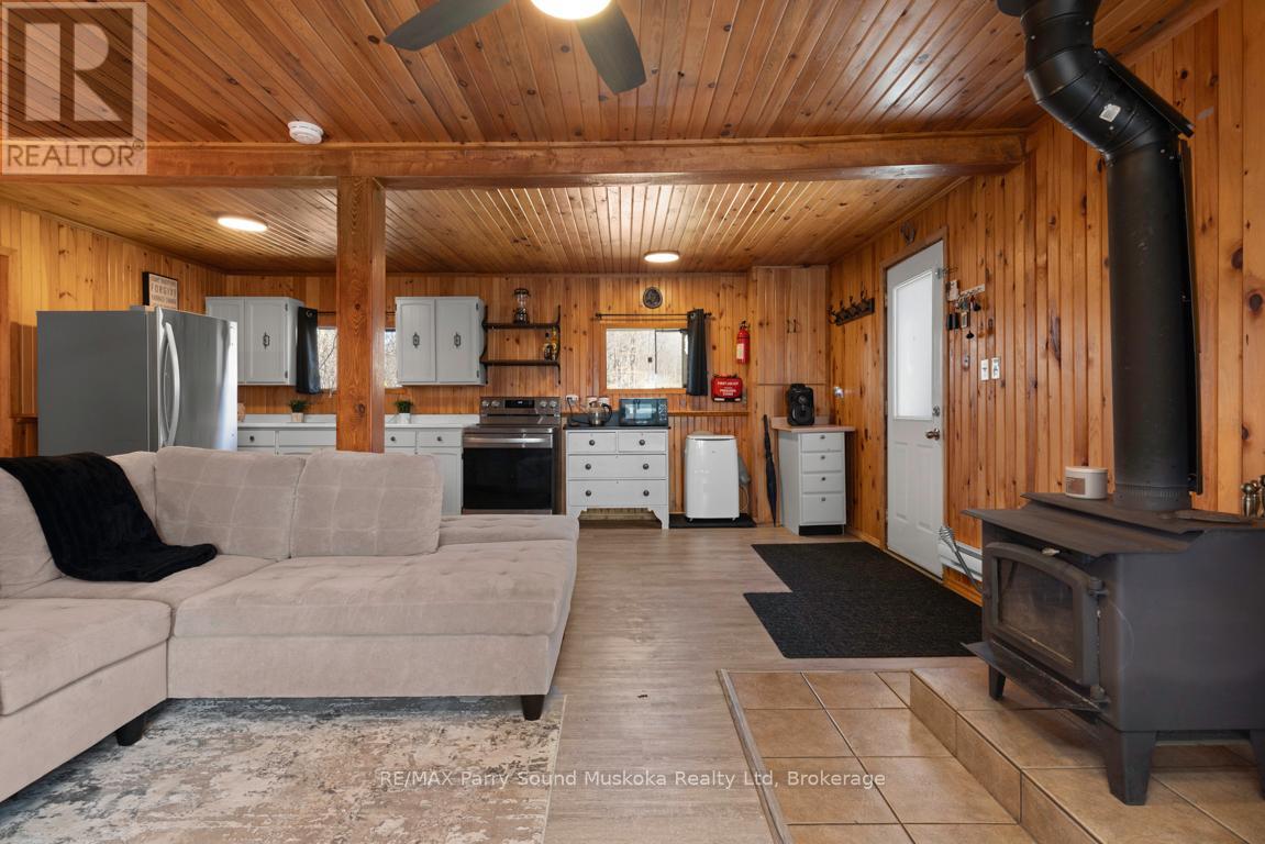 3 Keele Road, Whitestone, Ontario  P0A 1G0 - Photo 11 - X12121555