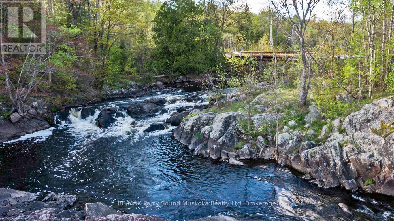 3 Keele Road, Whitestone, Ontario  P0A 1G0 - Photo 37 - X12121555