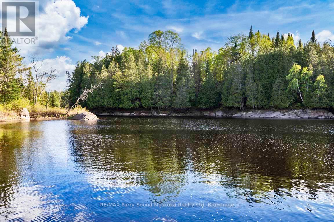 3 Keele Road, Whitestone, Ontario  P0A 1G0 - Photo 8 - X12121555