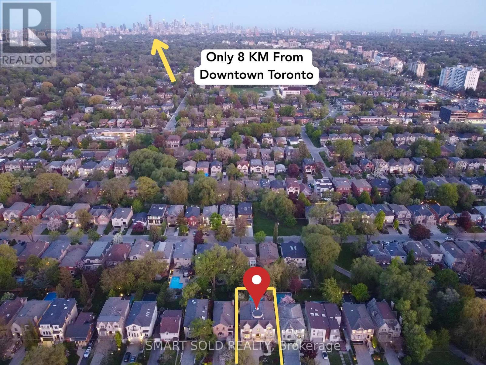 677 Woburn Avenue, Toronto, Ontario  M5M 1M2 - Photo 37 - C12143413