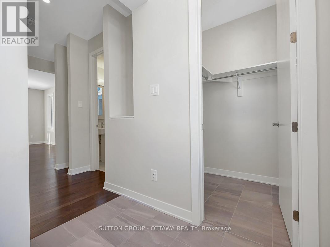 173 Conservancy Drive, Ottawa, Ontario  K2J 7L8 - Photo 4 - X12012227