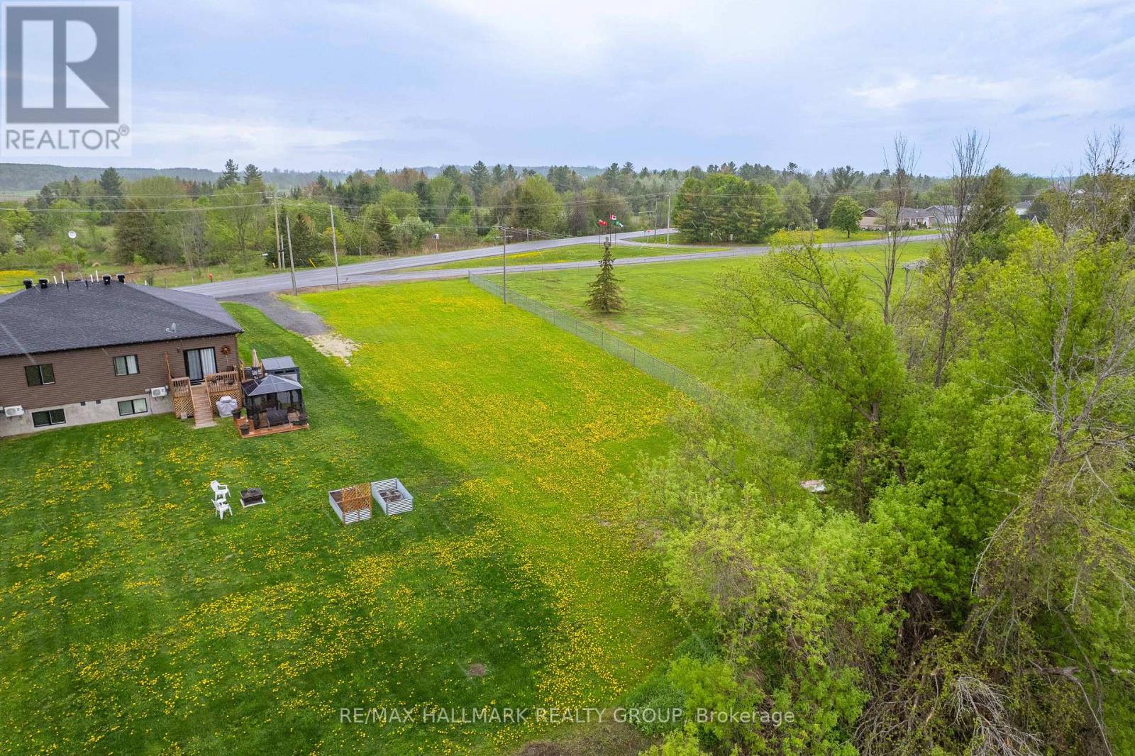 00 Water Street, Alfred And Plantagenet, Ontario  K0B 1L0 - Photo 10 - X12025964