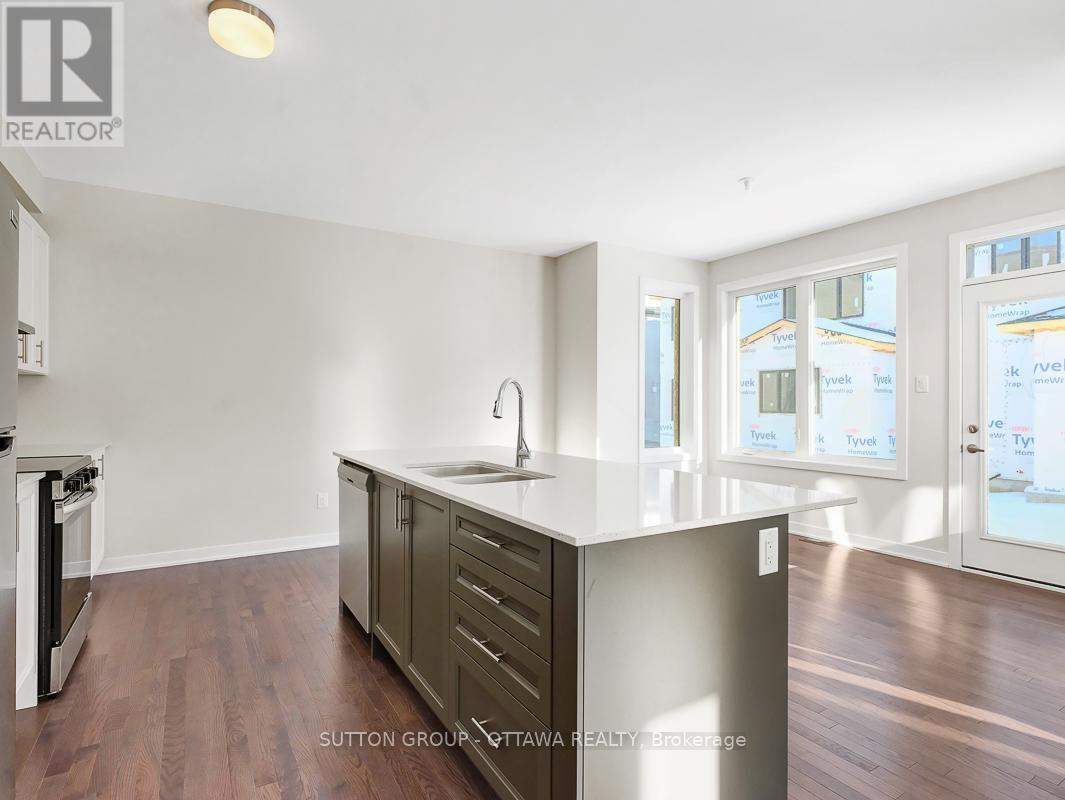 173 Conservancy Drive, Ottawa, Ontario  K2J 7L8 - Photo 19 - X12104352