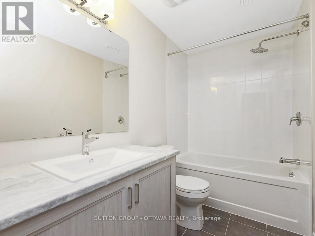 173 Conservancy Drive, Ottawa, Ontario  K2J 7L8 - Photo 40 - X12104352
