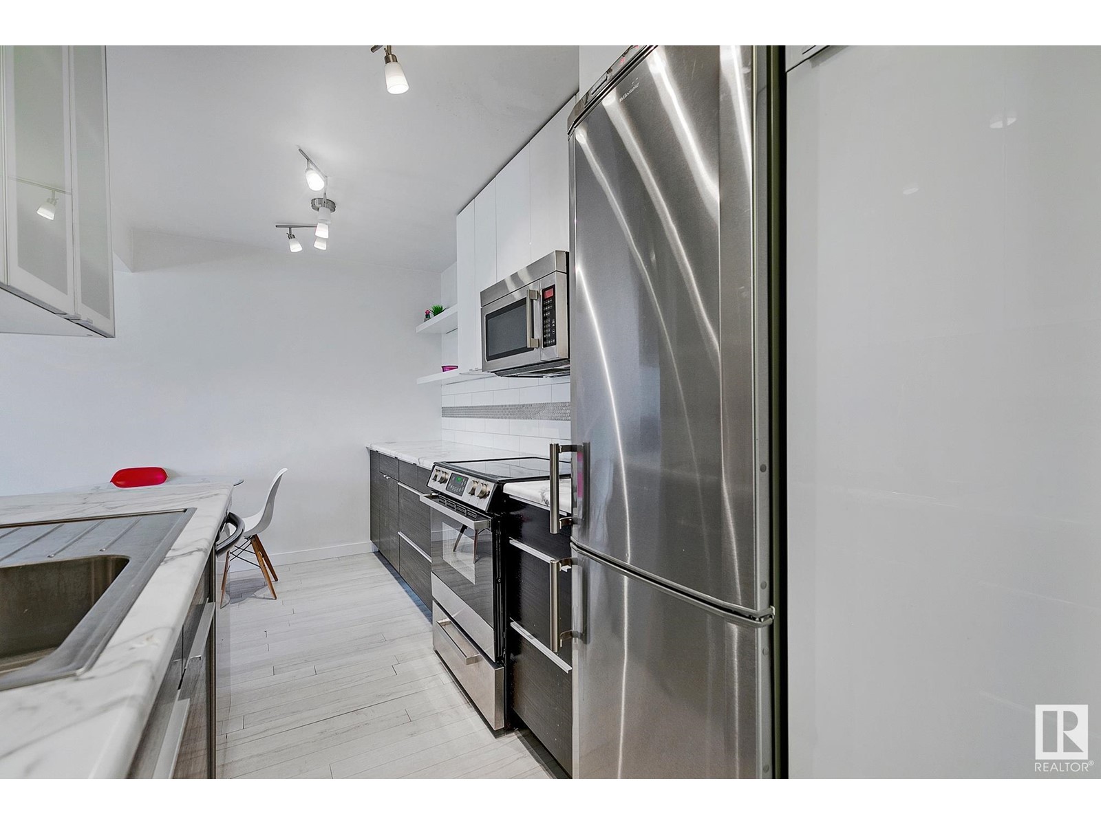 #207 10345 123 St Nw, Edmonton, Alberta  T5N 1N5 - Photo 5 - E4433500