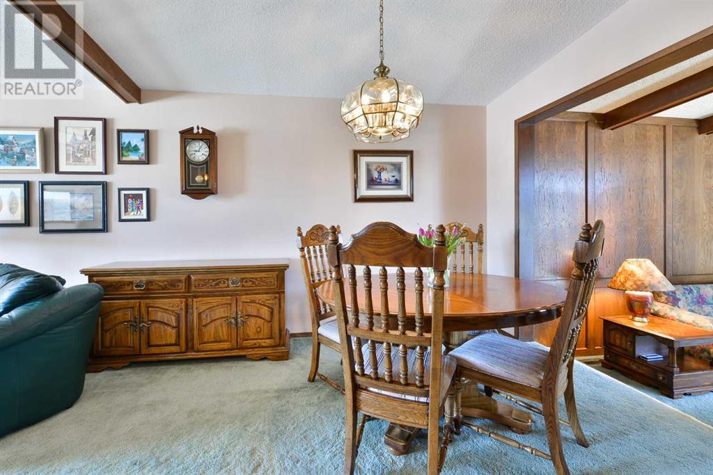 155 Galbraith Drive Sw, Calgary, Alberta  T3E 4Z5 - Photo 12 - A2207496