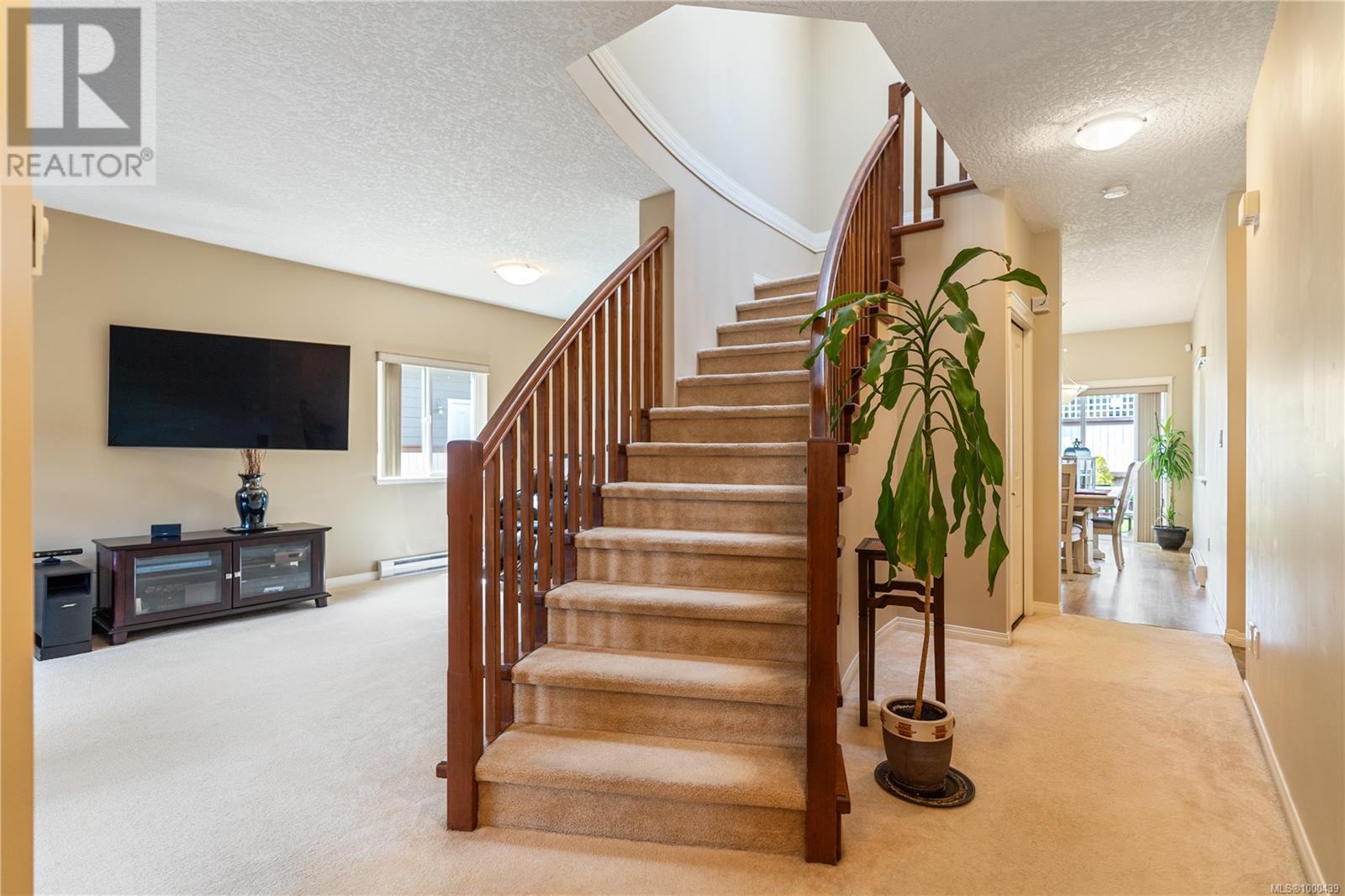 2450 Lund Rd, View Royal, British Columbia  V9B 6V5 - Photo 2 - 1000439