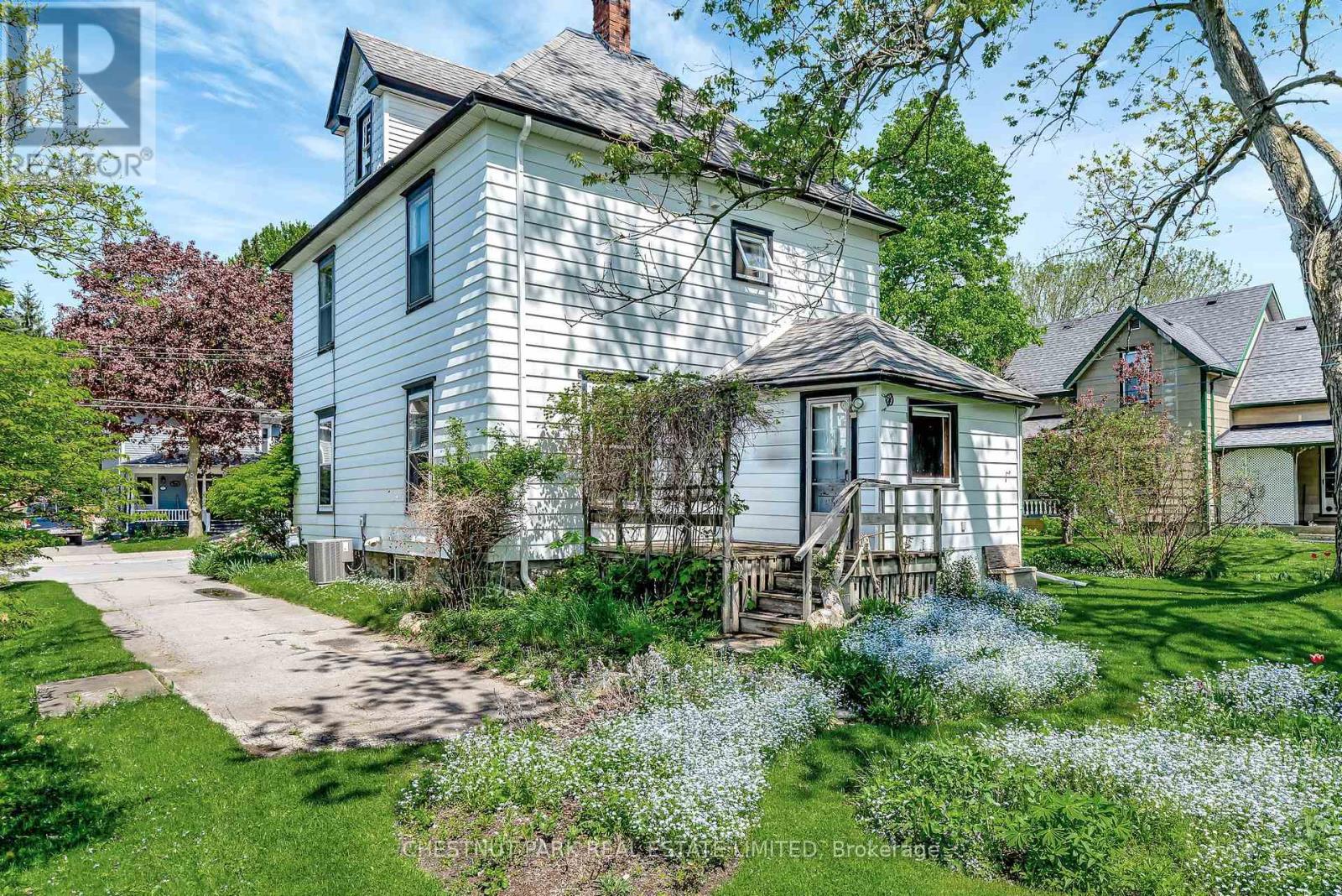 8 Queen Street, Prince Edward County, Ontario  K0K 2T0 - Photo 38 - X12085461