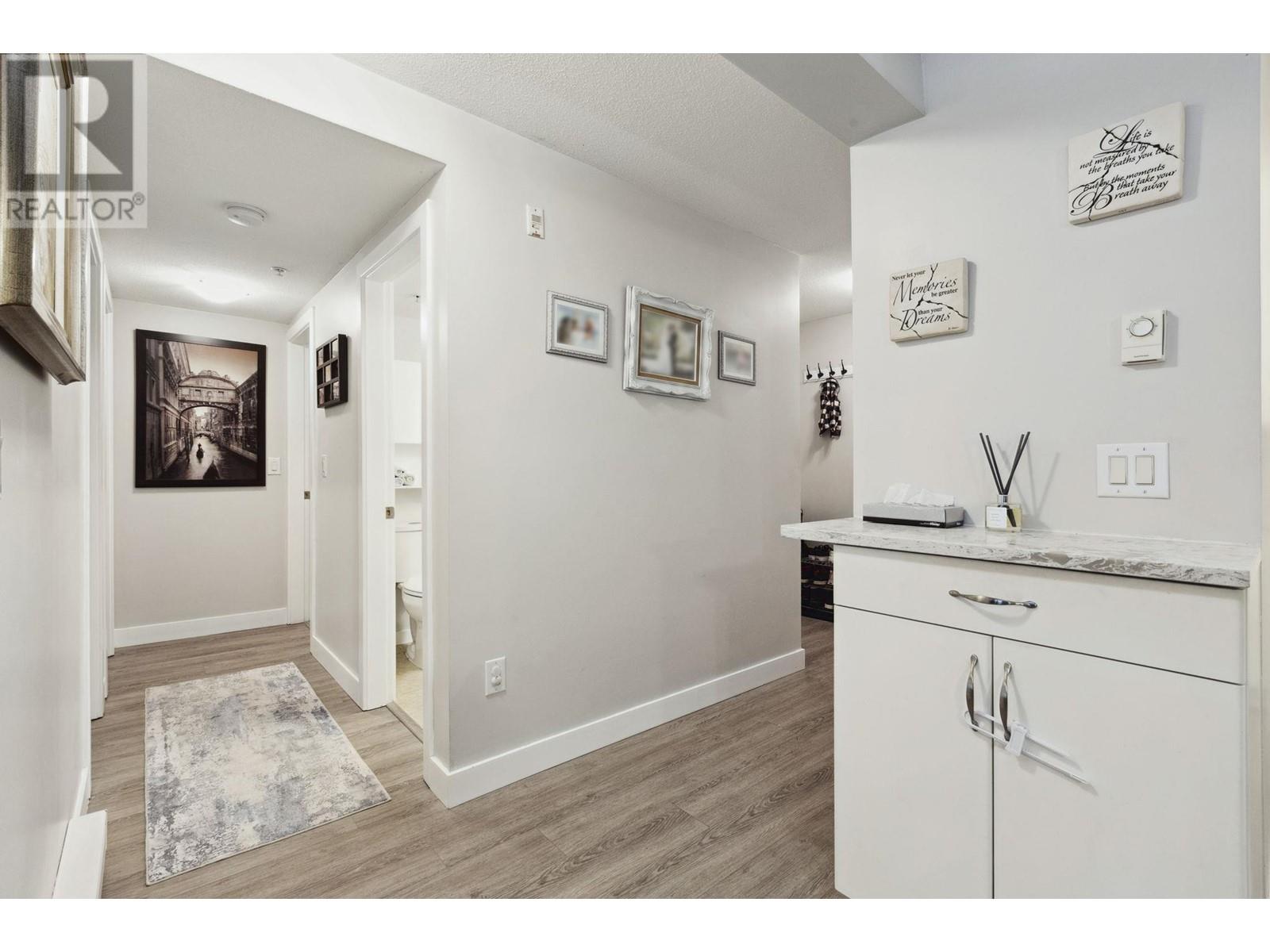 310 160 Shoreline Circle, Port Moody, British Columbia  V3H 0B2 - Photo 2 - R3005121