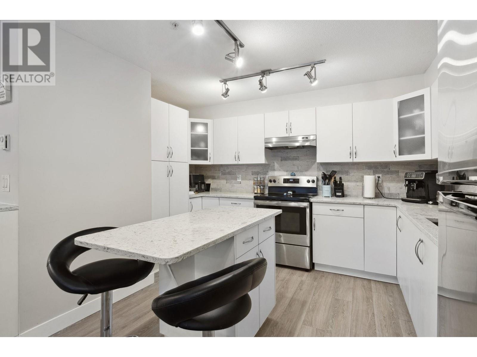 310 160 Shoreline Circle, Port Moody, British Columbia  V3H 0B2 - Photo 8 - R3005121