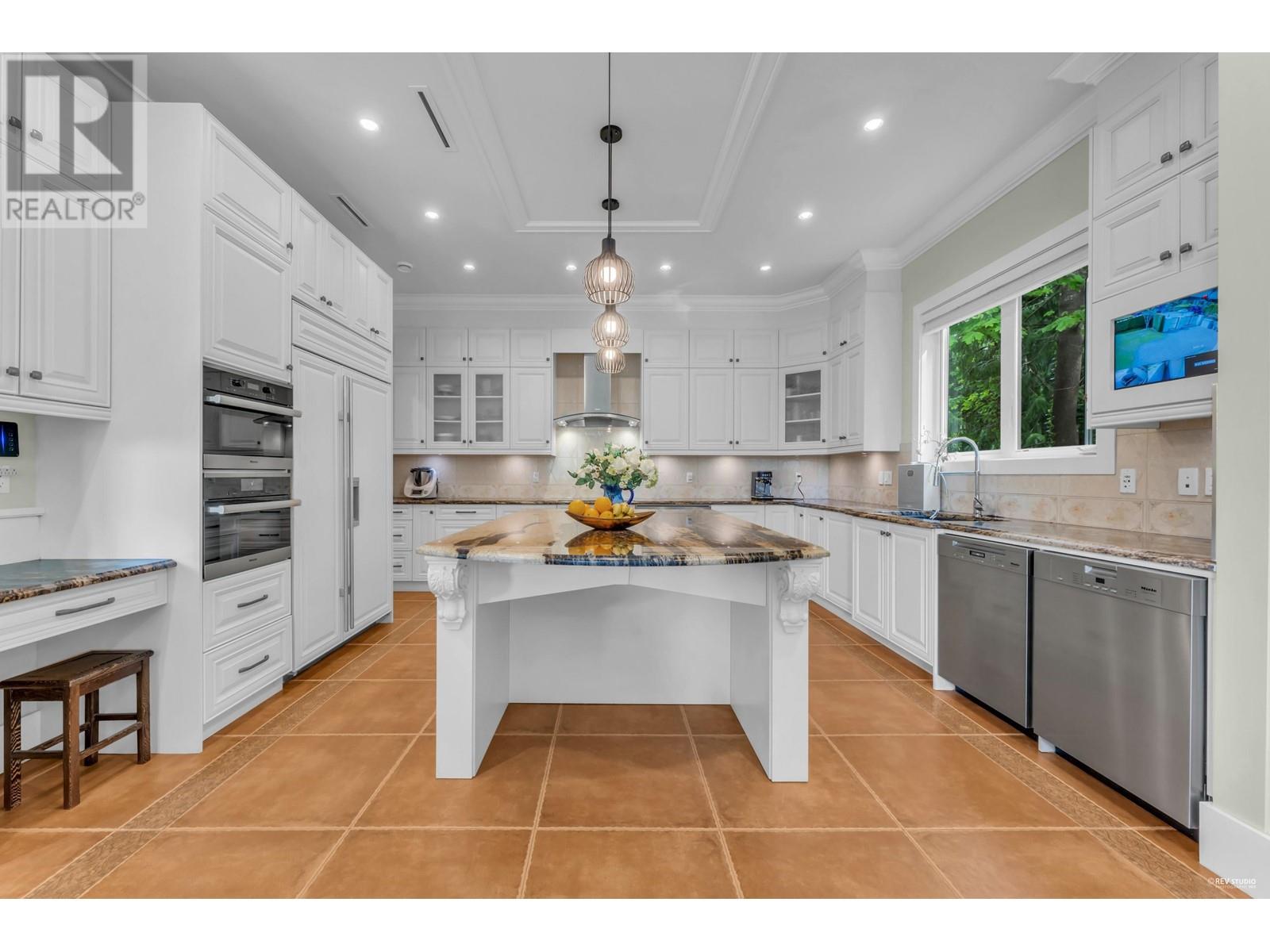 1835 Mathers Avenue, West Vancouver, British Columbia  V7V 2G6 - Photo 16 - R3005151