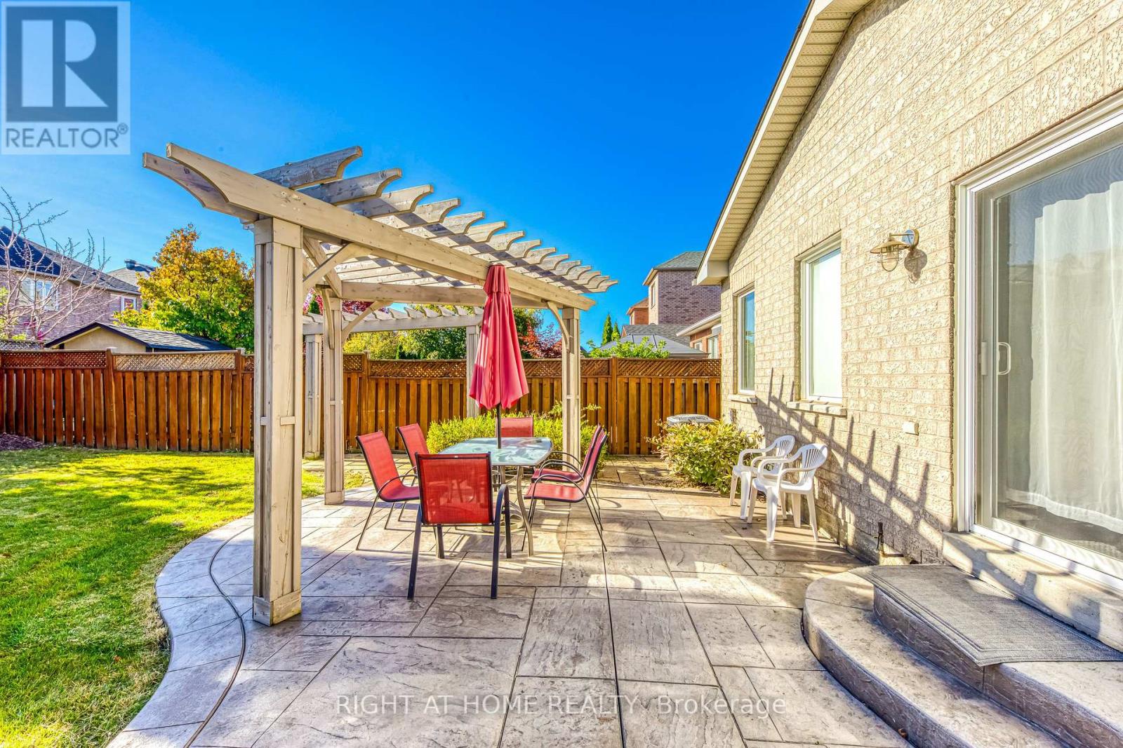 814 Brass Winds Place, Mississauga, Ontario  L5W 1T4 - Photo 33 - W12160060