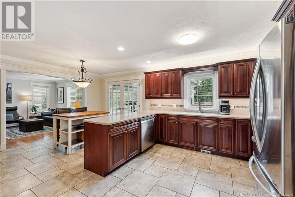 Property at 7 Highgate Court image 5
