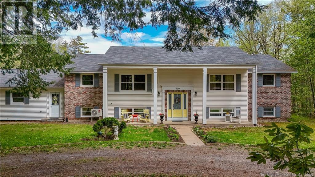 Property at 600 Deerwood Drive image 1