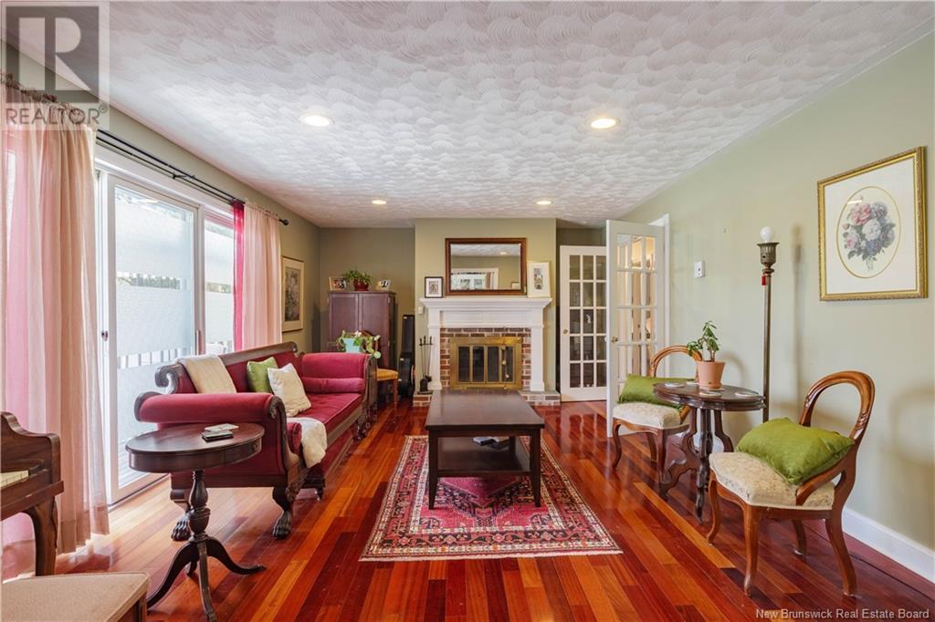 Property at 600 Deerwood Drive image 4