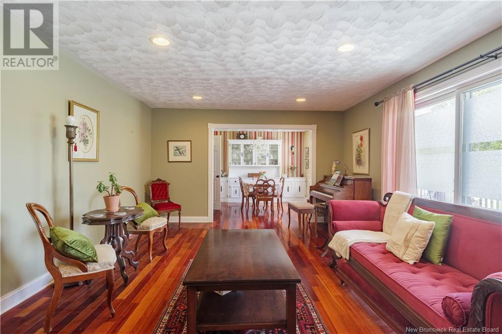 Property at 600 Deerwood Drive image 3