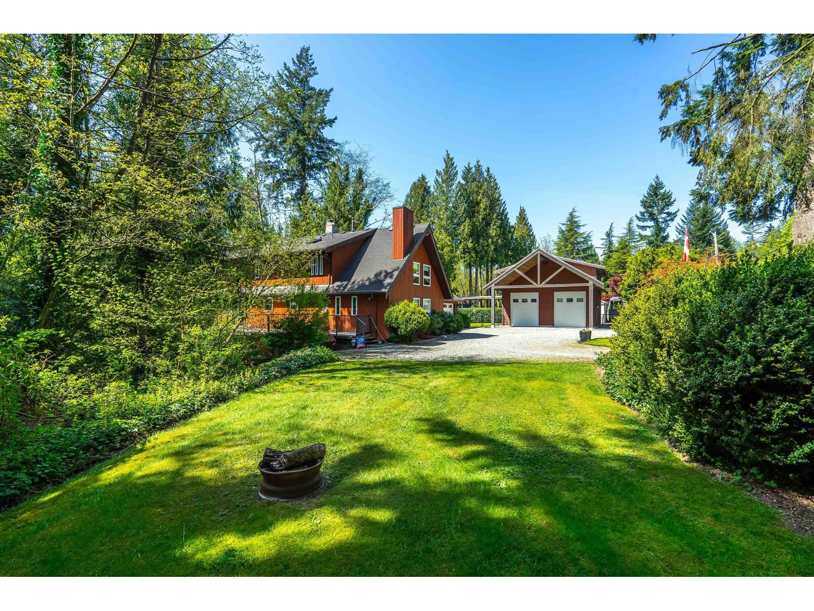 Property at 4567 SADDLEHORN CRESCENT image 5