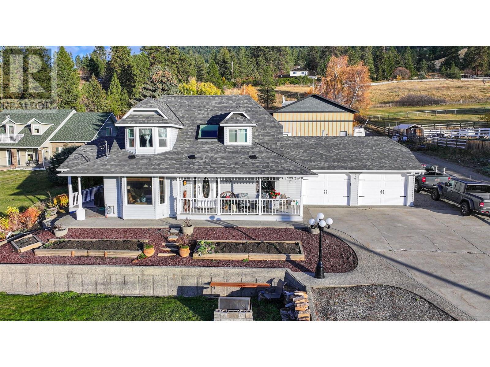 13071 Trewhitt Road E, Lake Country, British Columbia  V4V 2B1 - Photo 2 - 10333363