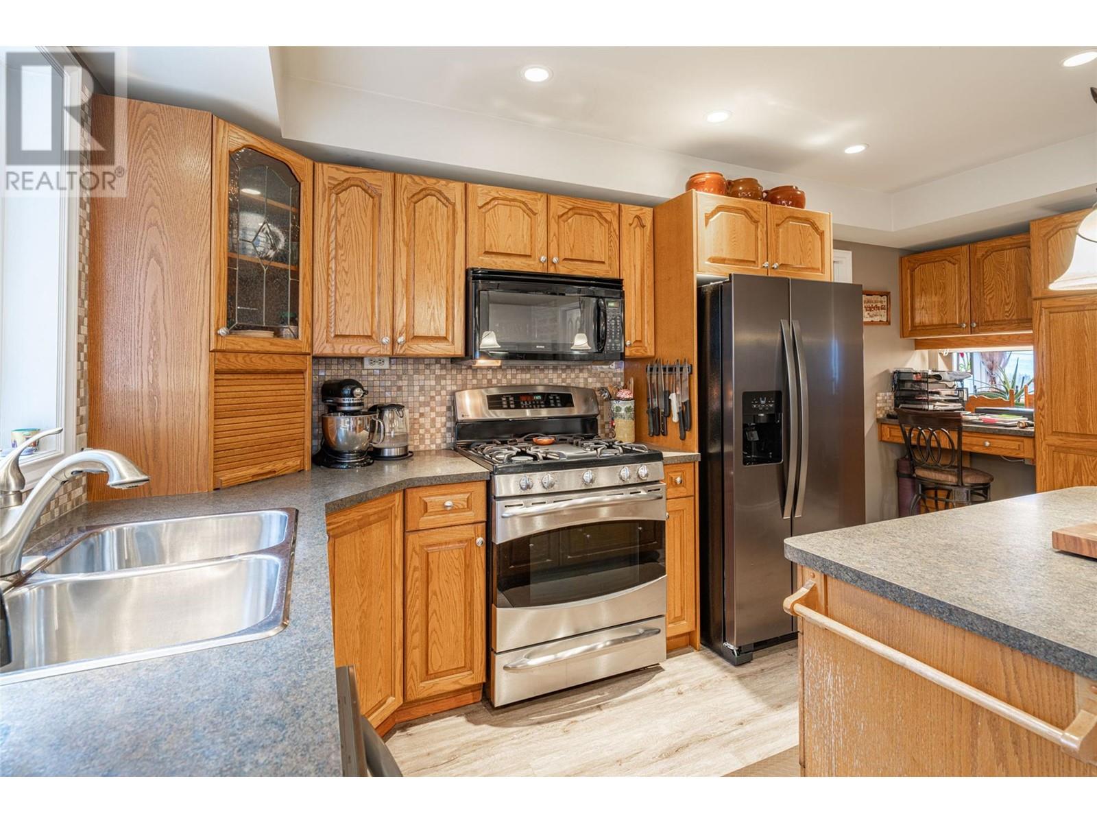 13071 Trewhitt Road E, Lake Country, British Columbia  V4V 2B1 - Photo 22 - 10333363