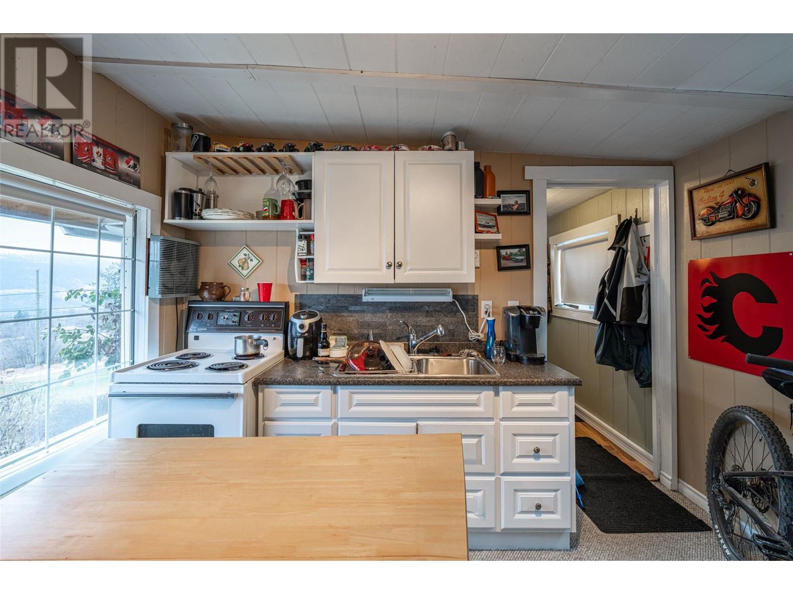 13071 Trewhitt Road E, Lake Country, British Columbia  V4V 2B1 - Photo 76 - 10333363