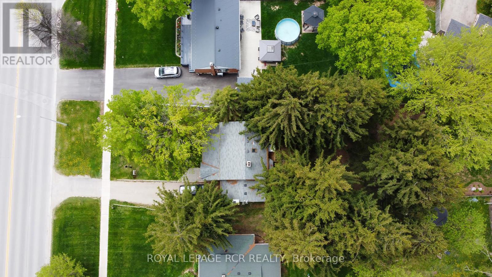 325 Broadway, Orangeville, Ontario  L9W 1L4 - Photo 10 - W12153094