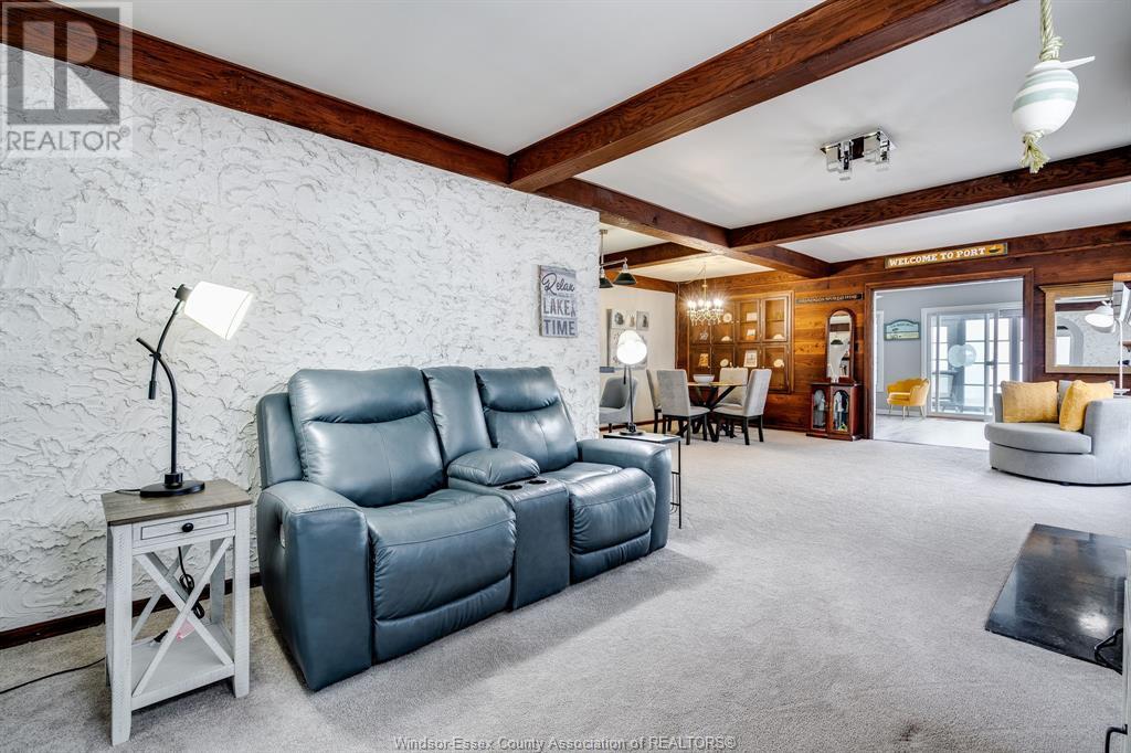 Property at 360 ROBSON ROAD image 5