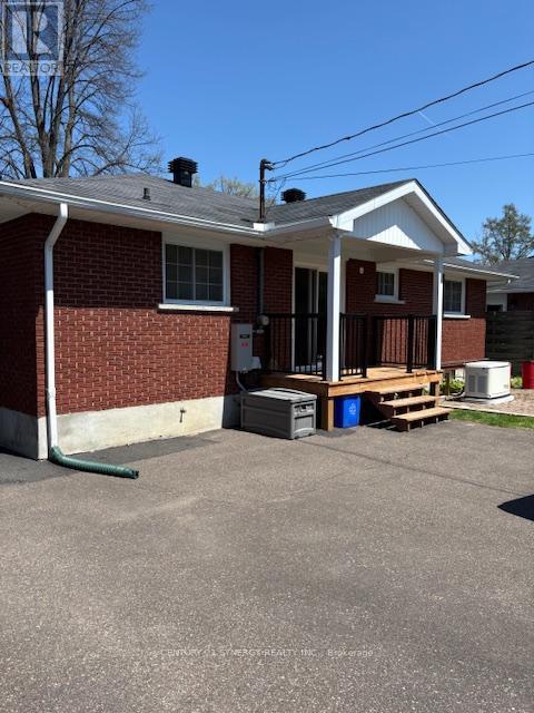 261 James Avenue, Renfrew, Ontario  K7V 2P1 - Photo 31 - X12058914
