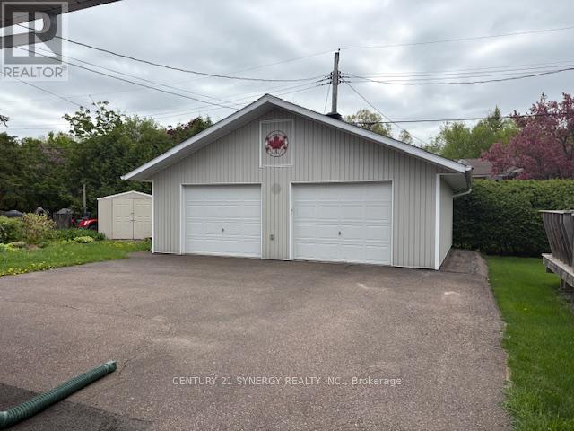 261 James Avenue, Renfrew, Ontario  K7V 2P1 - Photo 29 - X12058914