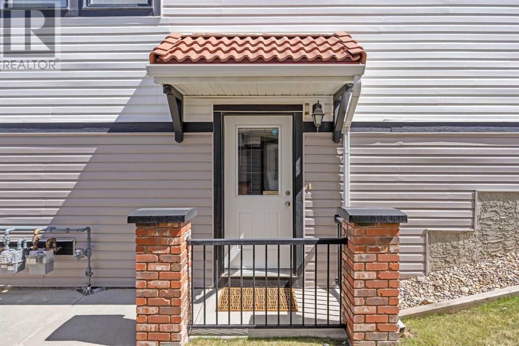 Property at 8924 Royal Oak Way NW image 2