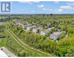 1050 FALGARWOOD Drive Unit# 121, oakville, Ontario