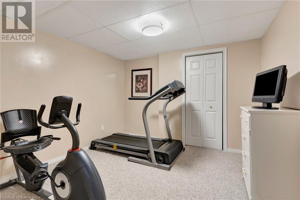 10 Huntingwood Court, Kitchener, Ontario  N2P 2A7 - Photo 33 - 40728930