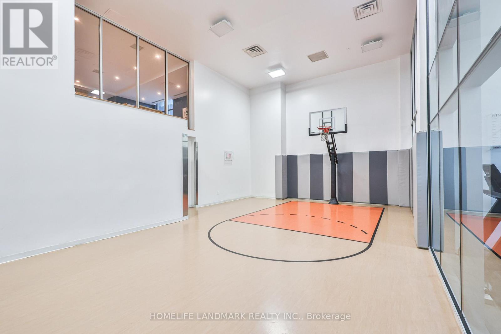7 Brunel Court, Toronto, Ontario  M5V 3Y2 - Photo 34 - C12146108